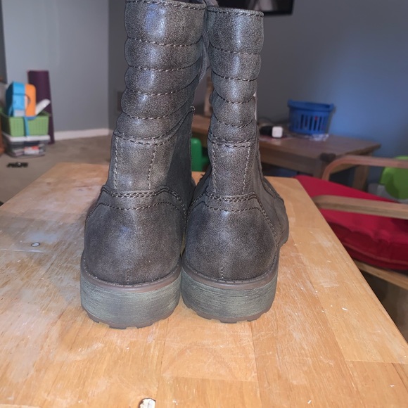 Brown Roxy combat boots - Picture 2 of 6